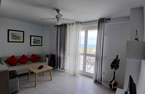 Mataro Apartment | Seafront apartment: live the experience!