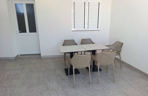 Metajna Apartment | Seafront apartment Valla 3
