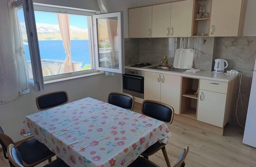 Metajna Apartment | Seafront apartment Valla 5