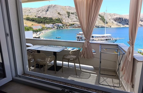 Metajna Apartment | Seafront apartment Valla 5