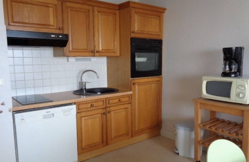 Merlimont-Plage Apartment | Seafront Apartment with Balcony, Parking & Elevator in Merlimont