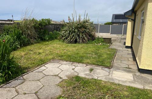 Dinas Dinlle House | Seafront cottage Dinas Dinlle