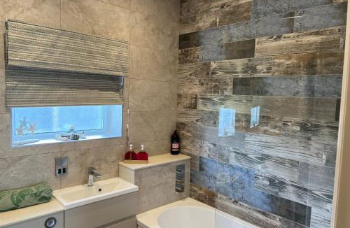 Dinas Dinlle House | Seafront cottage Dinas Dinlle