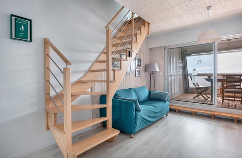 Pornichet Apartment | Seafront, flat under roofs for 4
