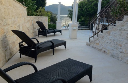 Viganj Villa | Seafront Historic Villa | Private pool, kayaks and bikes