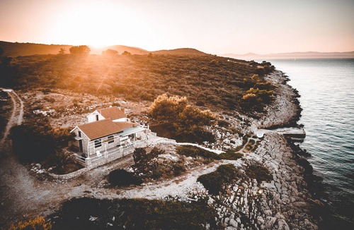 Gornje Selo House | Seafront house Šolta