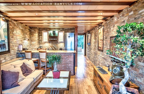 Banyuls-sur-Mer Apartment | Seafront rental by Thierry Bourgait