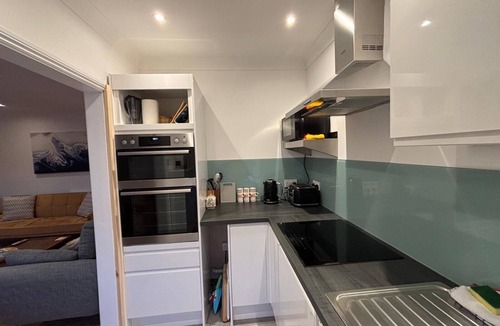 Sheringham Apartment | Seafront Sheringham 1 bed Apt Sleeps 4 - 1xdog