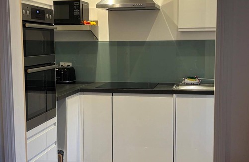 Sheringham Apartment | Seafront Sheringham 1 bed Apt Sleeps 4 - 1xdog