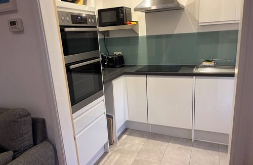 Sheringham Apartment | Seafront Sheringham 1 bed Apt Sleeps 4 - 1xdog