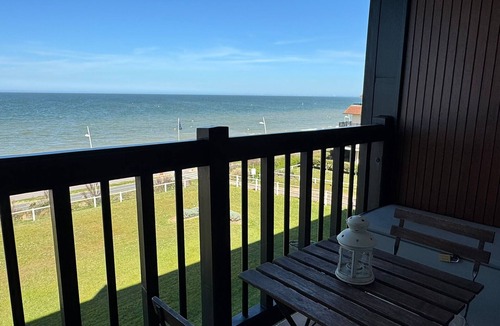 Cabourg Apartment | Seafront studio with balcony and stunning view, direct beach access