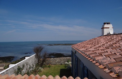 Noirmoutier-en-l'Ile Villa | Seafront villa "caprice des vents" in Noirmoutier en l' île 8 people