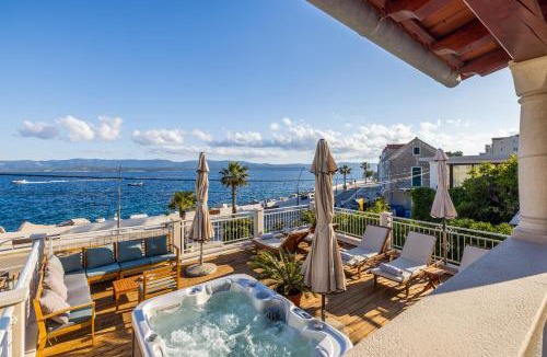 Bol Villa | Seafront Villa Denis
