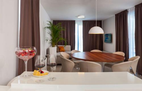 Okrug Gornji Villa | Seafront Villa Trogir Deluxe Jevan 6 Beautiful Bedrooms Private Pool