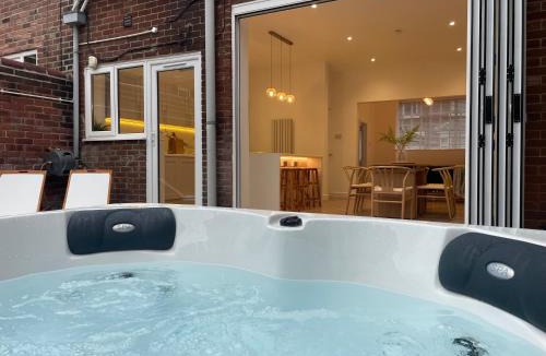 Seaham House | Seaglass No2 - Luxury 3 bed with optional hot tub