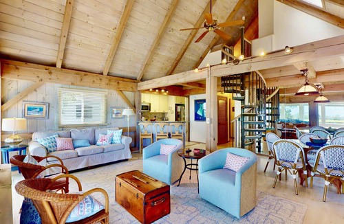 Bald Head Island Condo | Seaglass - Waterfront, Incredible Views of BHI Creek, 3 Suites, Pool, Kayaks, BHI Club+Golf, Dogs OK