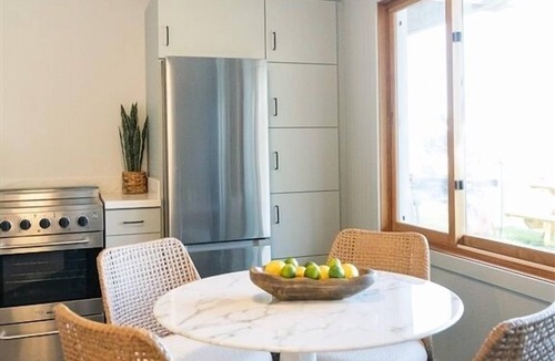 Bayfield Hotel | Seagull Bay Motel