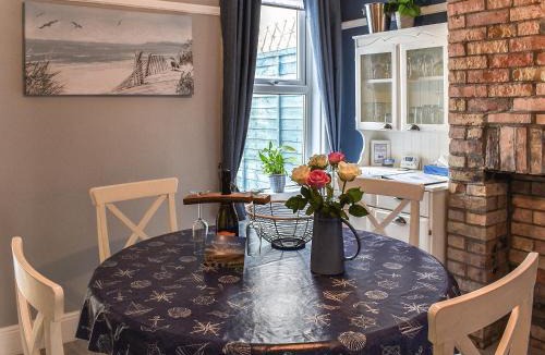 Pakefield House | Seagull Cottage