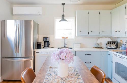 Indian Harbour House | Seahorse Cottage