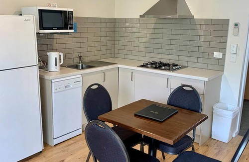 Cowes Hotel | Seahorse Motel