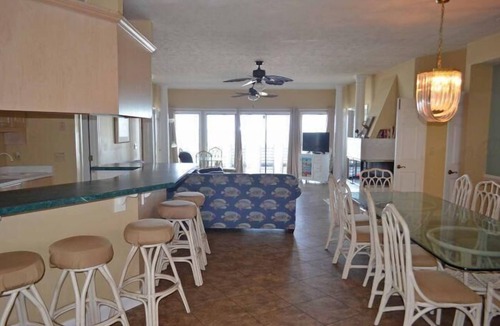 Surfside Beach House | Seahorse Stables - Oceanfront in Surfside Beach