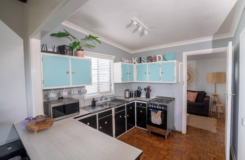 Culburra Beach House | Seakissed Beachhouse- Beachfront and Direct Beach Access