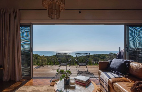 Culburra Beach House | Seakissed Beachhouse- Beachfront and Direct Beach Access