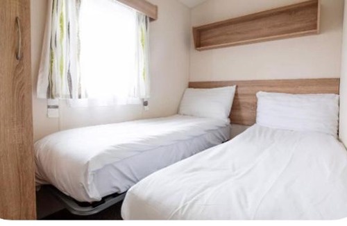 Selsey Resort | Seal Bay, West Sands