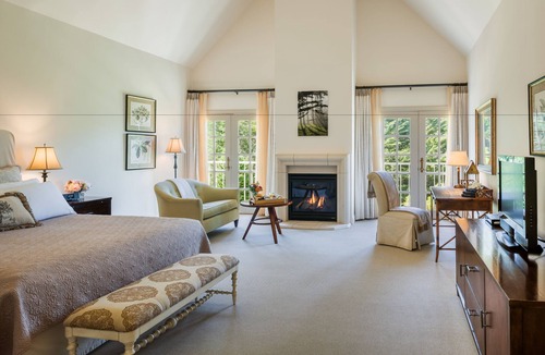 Moss Beach Bed & Breakfast | Seal Cove Inn