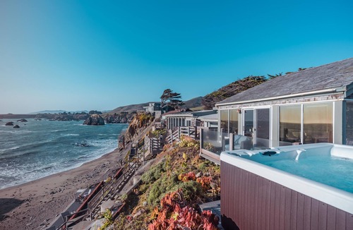 Sereno del Mar House | Seamist Beach Cottage