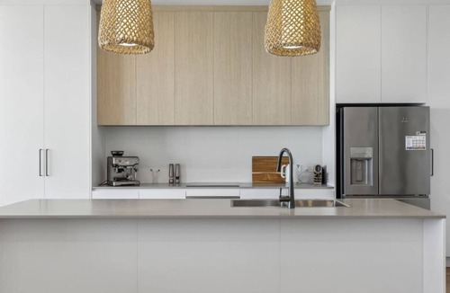 Hayborough House | Seamist on Seagull with Expansive Views