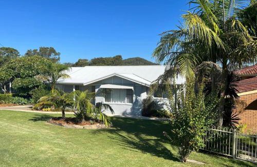 Scotts Head House | Seamist @ Scotts Head