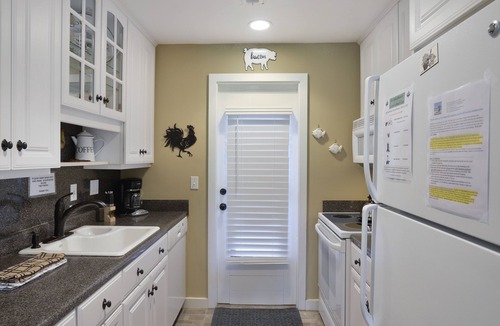 Sea Pines Villa | SeaPines, Beautifully updated, Walk to beach, Two free bikes, Pet friendly