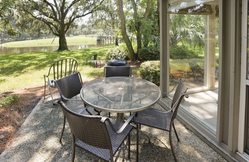 Sea Pines Villa | SeaPines, Beautifully updated, Walk to beach, Two free bikes, Pet friendly