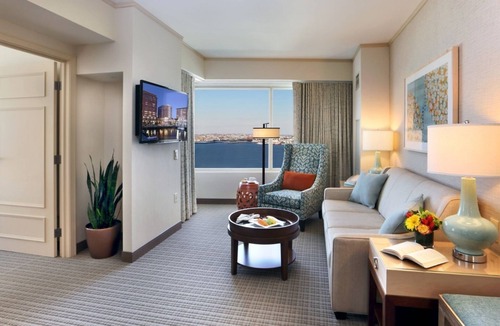Seaport District Hotel | Seaport Hotel Boston