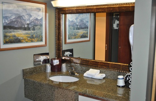 Lewiston Hotel | Seaport Inn and Suites