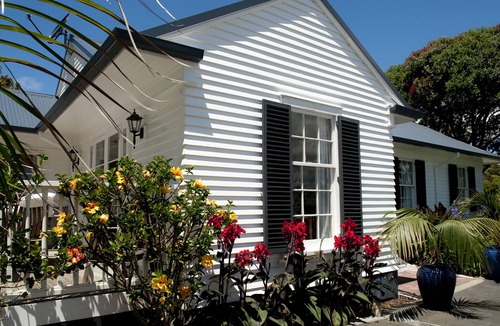 Russell Apartment | Seaport Village