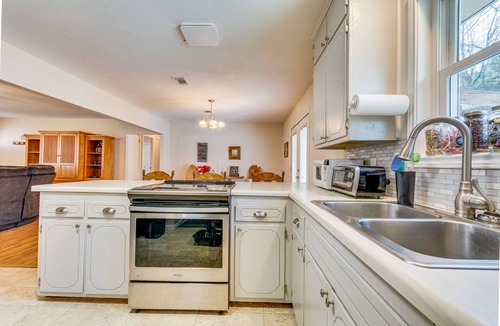 Searcy House | Searcy Retreat Home Near Little Red River