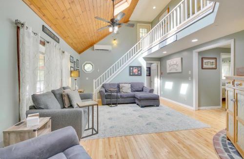 Searsport House | Searsport Paradise w/Private Pool & Patio!