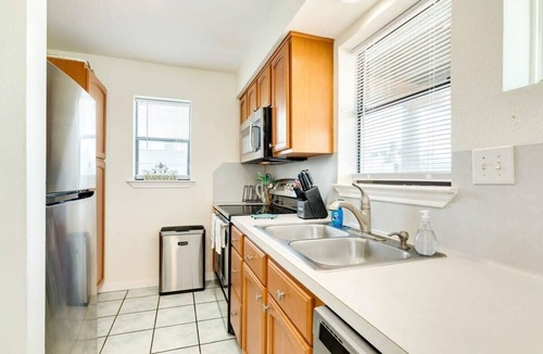 Isla Del Sol House | Seas the Day - Penthouse-like views Gulf, Beach & Bay!