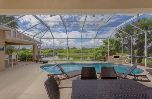 Painters Walk House | Seas the Day
