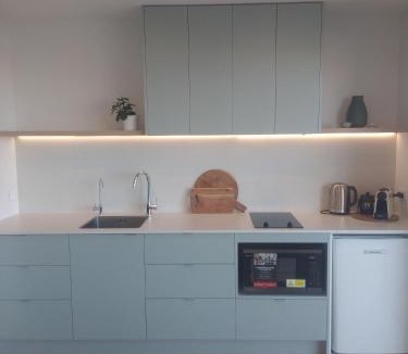 Kaka Point Apartment | Seascape Accommodation