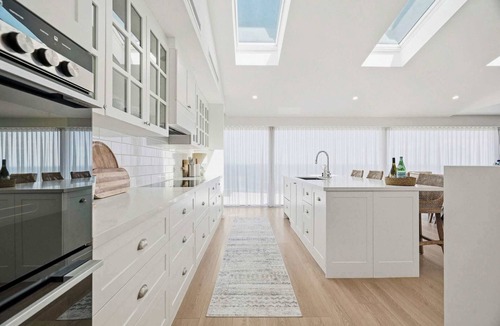 Forresters Beach House | Seascape by Coast Hosting