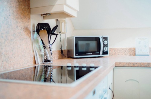 Lydstep Cottage | Seascape Cottage - UK6725