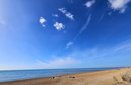 Sandgate House | Seascape
