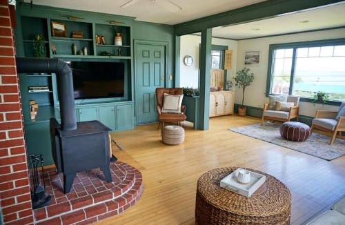 Belfast Hotel | Seascape Motel & Cottages