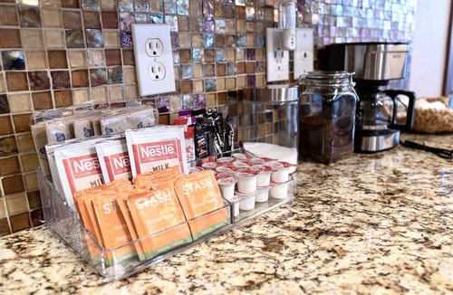 Westport House | Seascape Villa - Oceanfront panoramic view - Hot tub