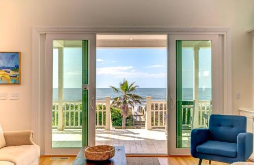 Isle of Palms House | Seascapes 714 Ocean Blvd. Charming, Ocean Front, Private Pool