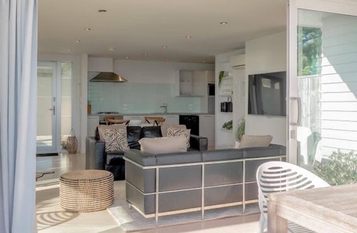 Raumati South Apartment | Seascapes Waterfront 2