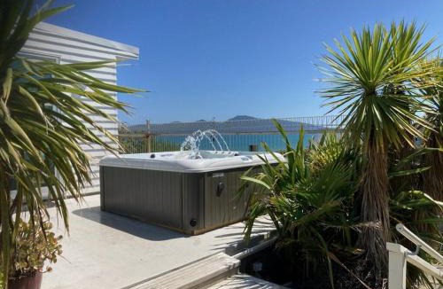 Raumati South House | Seascapes Waterfront 1